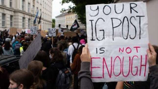 Idiot Influencers Combat Racism by Posing in Blackface