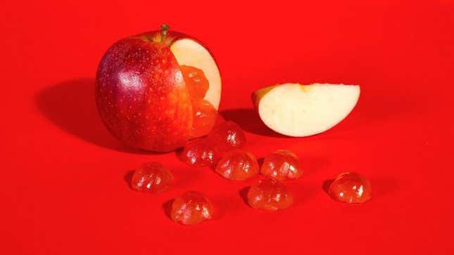 Image for article titled Jump Back On Your 2022 Diet With the Best Apple Cider Gummies