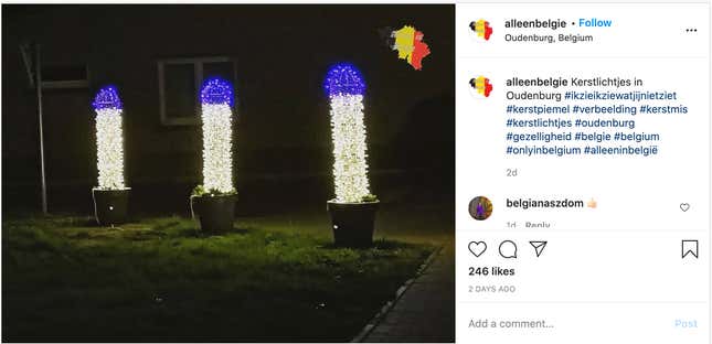 Image for article titled What Do These Innocent Christmas Decorations Look Like to You?