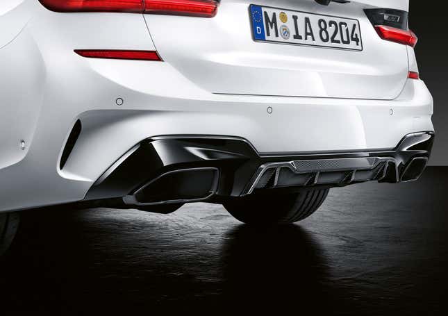 Image for article titled Here's What the 2020 BMW 3 Series Wagon Looks Like With Every M Accessory