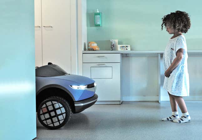 Image for article titled Hyundai Made This Minicar For A Children&#39;s Hospital And It Completely Rules