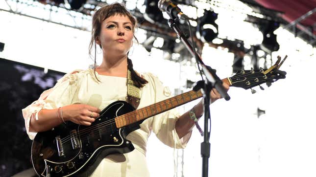 Image for article titled Angel Olsen Confirms She's Gay in Cryptic New Instagram Post