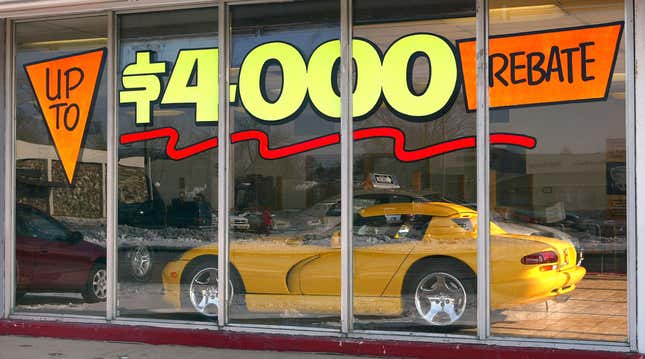 Image for article titled What&#39;s the Best Way to Avoid All the Upsells in the Dealership&#39;s Finance Office?