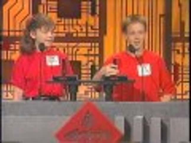 Unaired TV Show Is The Most 90s Thing Imaginable