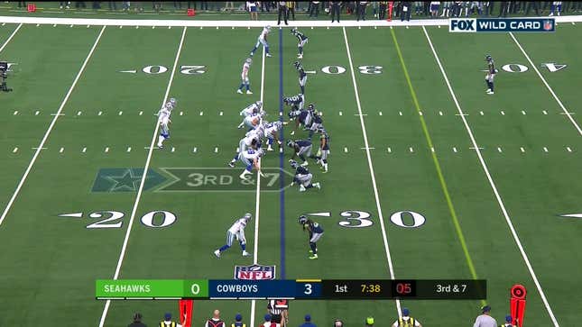 Cowboys WR Allen Hurns Leaves Game On Stretcher After Gruesome Leg Injury