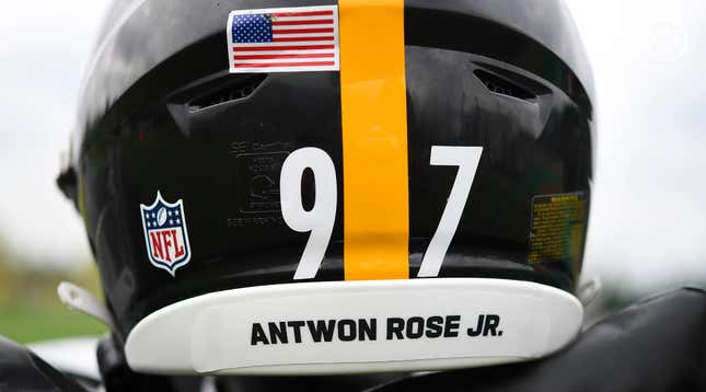 Image for article titled Pittsburgh Steelers to Honor Antwon Rose Jr. With Helmet Decal This Season