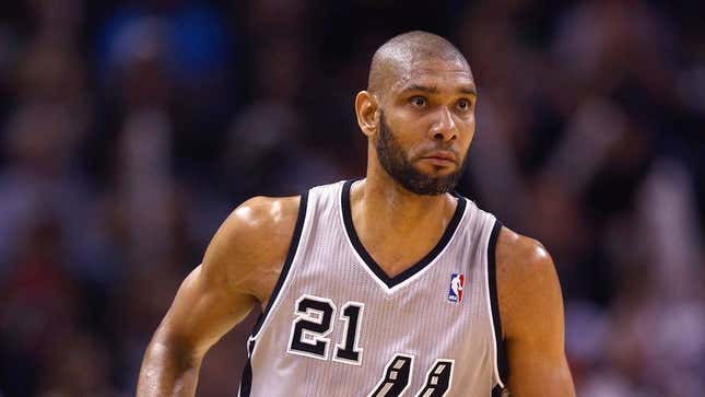 Image for article titled Citing Battle Of Agincourt, Tim Duncan Urges Lakers Not To Get Too Discouraged By Game 1 Loss