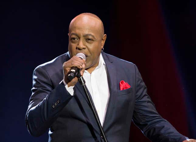 Image for article titled Grammy-Winning Singer Peabo Bryson Hospitalized After Suffering Heart Attack