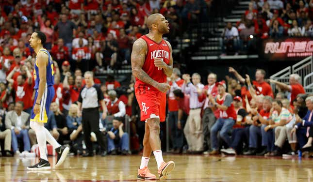 Image for article titled The Unflappable Warriors Are Being Flapped By The Feisty Rockets