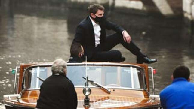 Covid-Cautious Tom Cruise Has Reportedly Built 'a Secure Studio on a Former Top-Secret Military Base'