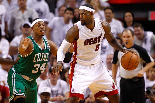 Image for article titled NBA Twitter Destroys Paul Pierce After He Spews More Foolishness About LeBron James