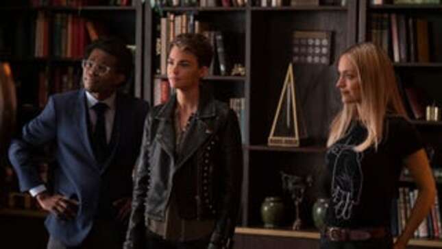 Trust remains a major obstacle for Kate on <i>Batwoman</i>