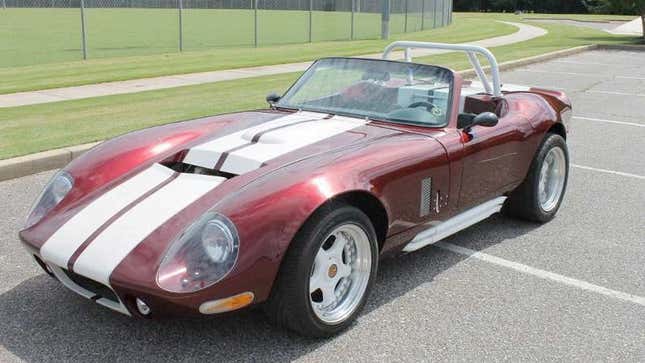 Image for article titled At $35,000, Could This Custom ‘1965’ Factory Five Daytona Spyder Get Your Heart Racing?