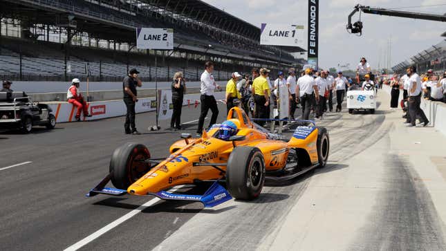 Image for article titled Fernando Alonso&#39;s 2020 Indy Car Won&#39;t Get Honda Power In The End: Report