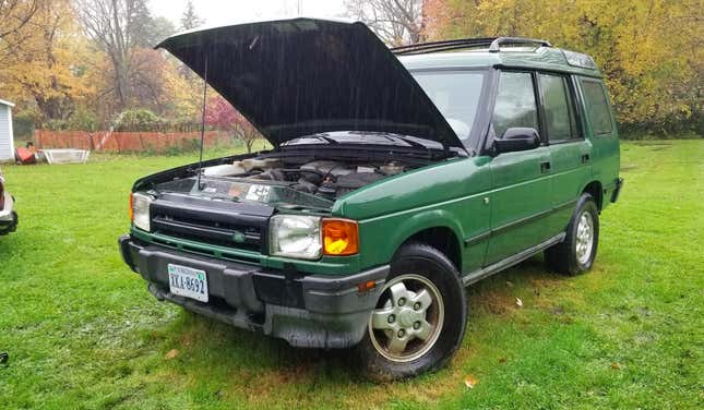 Image for article titled Here&#39;s What&#39;s Wrong With The Mysterious Land Rover Discovery In My Backyard