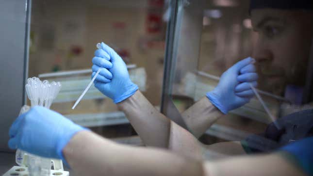 Image for article titled Sites Like 23andMe Make Sperm Donation Anonymity Obsolete