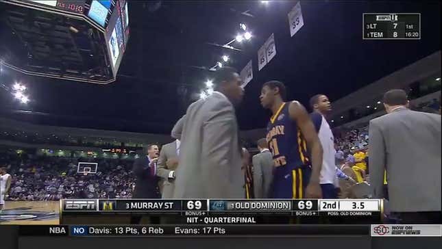 Trey Freeman Buzzer-Beating Three Beats Murray State