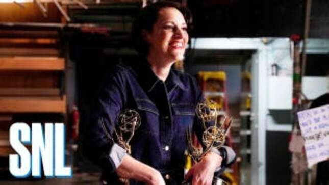 Your Favorite Fleabag Is Hosting SNL This Weekend