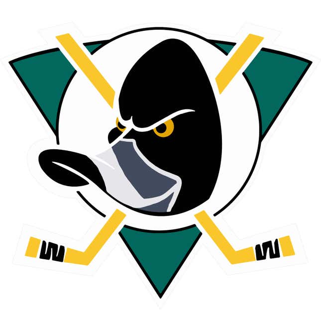 Image for article titled Let's Fix All The Bird Logos In Pro Sports