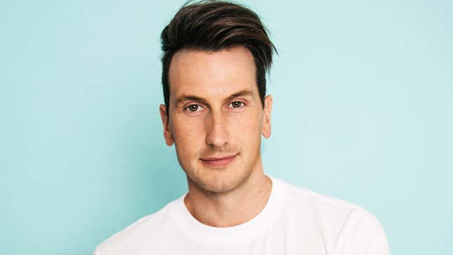 Image for article titled What’s In Your Cart, Russell Dickerson?