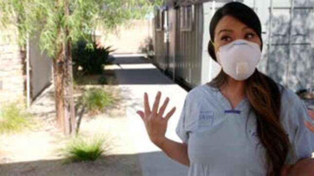 Image for article titled A Dr. Pimple Popper For the Covid Era