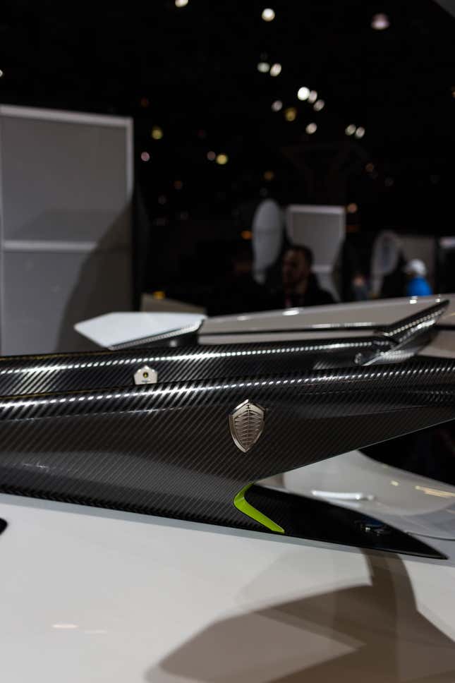 Image for article titled The Koenigsegg Jesko's Wing Is Big and Absurd and I'm Obsessed With It