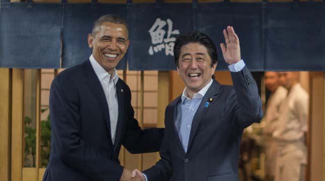 Then-President Barack Obama and Japanese Prime Minister Shinzo Abe before a private dinner at Sukiyabashi Jiro, a place they can eat but where you, commoner, never shall 