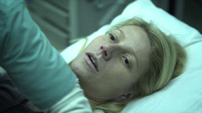 Image for article titled The Government Is So Incompetent People Are Turning to Contagion's Screenwriter for Coronavirus Information