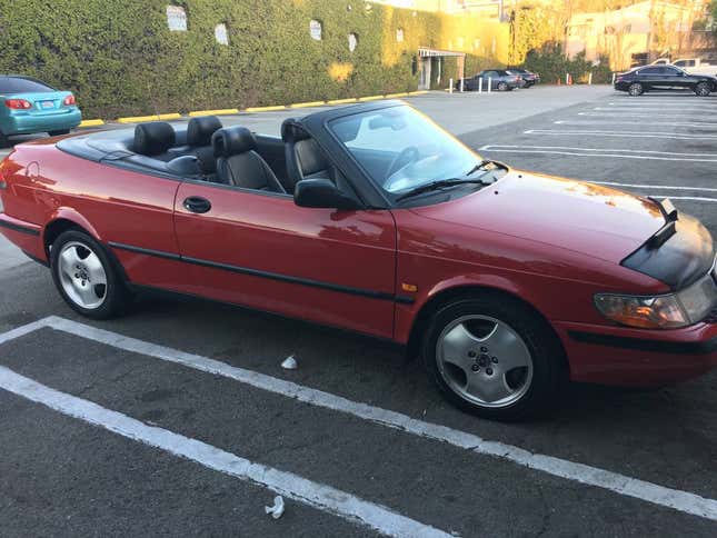 Image for article titled At $3,800, Is Buying This 1998 Saab 900 SE Convertible An Open And Shut Case?