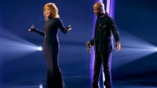 Image for article titled All the Conservative Fits and Sequined Gowns at the 'No-Drama Zone' 2020 CMA Awards