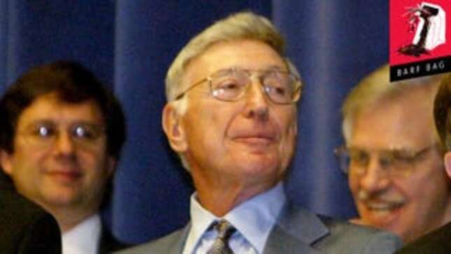 Image for article titled Home Depot Billionaire Wants to Peddle a Bogus Coronavirus Treatment