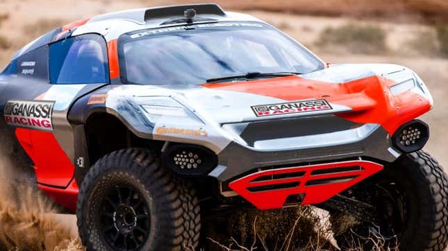 Image for article titled Hummer Is Going Extreme Because Of Course It Is