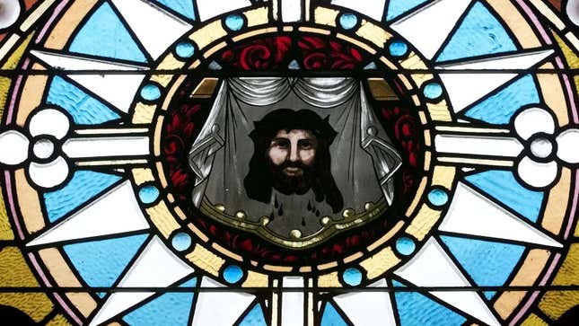 Image for article titled Priest Who Allegedly Stole from Church and Gave to Grindr Tricks Had the Right Idea