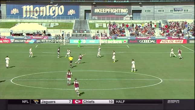 Shkëlzen Gashi Rocket Goal Puts Colorado Up 1-0<em></em>