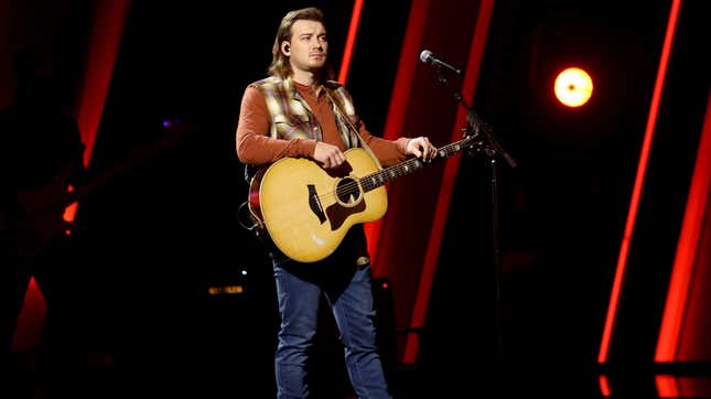 Image for article titled All the Conservative Fits and Sequined Gowns at the 'No-Drama Zone' 2020 CMA Awards