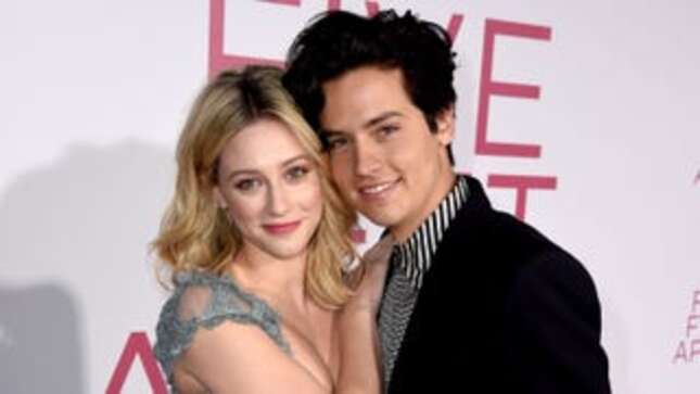 Image for article titled RIP Bughead: An Ode to Cole Sprouse and Lili Reinhart’s Relationship, Gone Too Soon