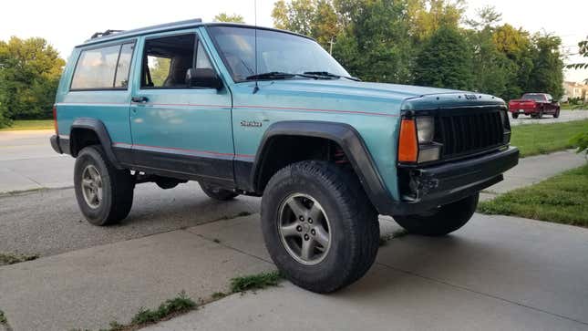 Image for article titled My Beloved &#39;Project Swiss Cheese&#39; Died to Give Life to This Two-Door 1995 Jeep Cherokee