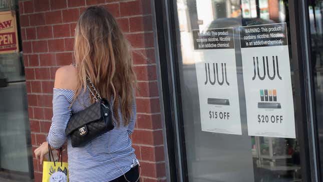 Image for article titled Juul CEO Resigns, Company Announces It Will Stop All Advertising