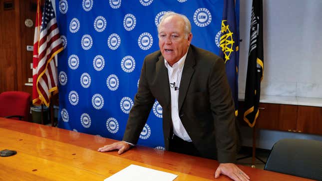 United Auto Workers union president Dennis Williams speaks to reporters in Detroit, Thursday, Nov. 10, 2016. 