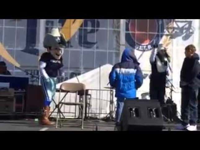 Jerks Dick Kid Out Of A PS4 <i>Madden</i> Game For Being A Lions Fan