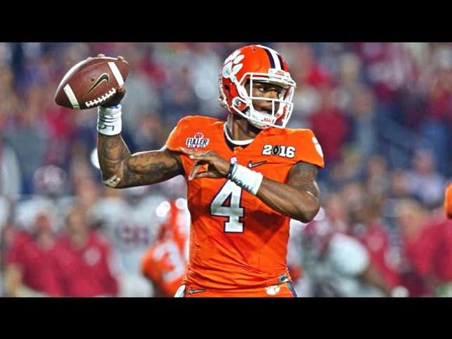 Deadspin 25: Everybody Duck, Deshaun Watson's Best Receiver Is Back
