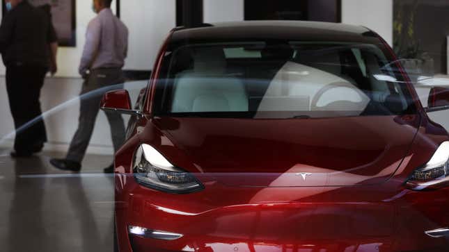 Image for article titled Tesla Promised A $25,000 Car And Then Its Stock Dove