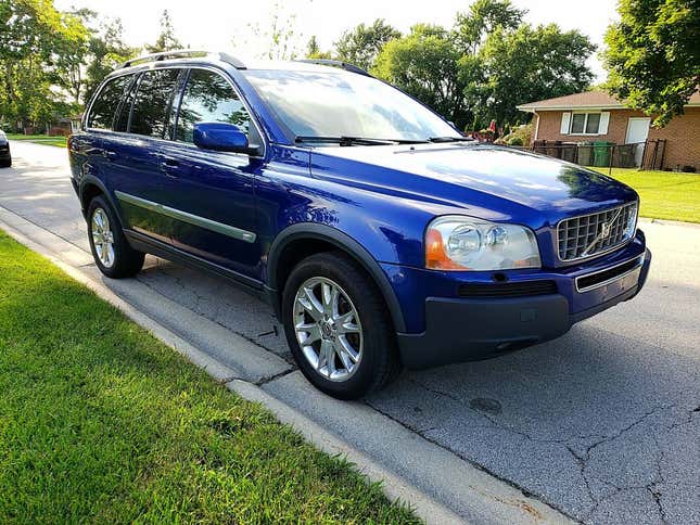 Image for article titled At $2,900, Would You Take A Chance On This 2006 Volvo XC90 V8 Ocean Race Edition?