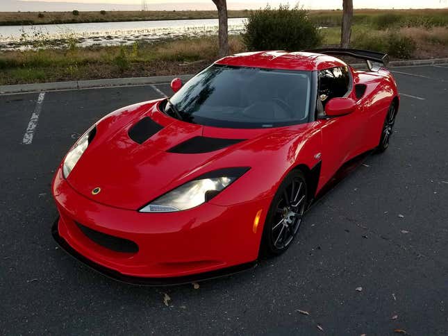 Image for article titled At $34,999, Would You 'Wing It' In This Lightly Modded 2011 Lotus Evora?