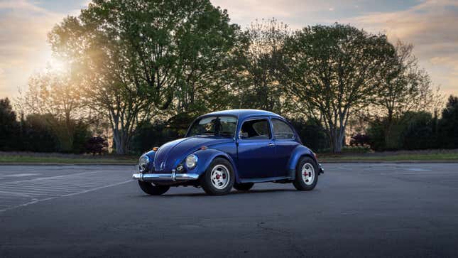 Image for article titled Your Ridiculously Awesome Volkswagen Beetle Wallpaper Is Here