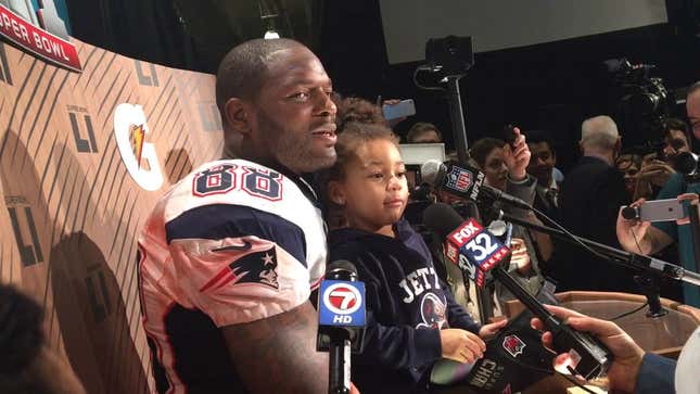 Martellus Bennett's Daughter Is Moving Up The Sports Baby Rankings