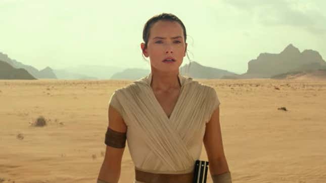 Image for article titled 3 Major Things You Might Have Missed in the New Star Wars Trailer