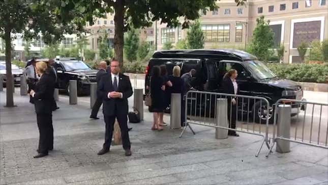 Judgment At Urineberg: Did Hillary Get Pneumonia Because She Hates Peeing?<em></em>
