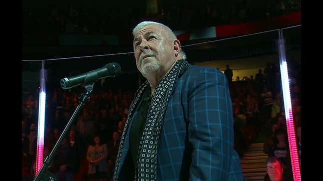 Canucks Fans Bail Out Anthem Singer After His Mic Cuts Out