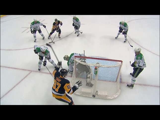 Sidney Crosby Turned Antti Niemi Into A Backboard